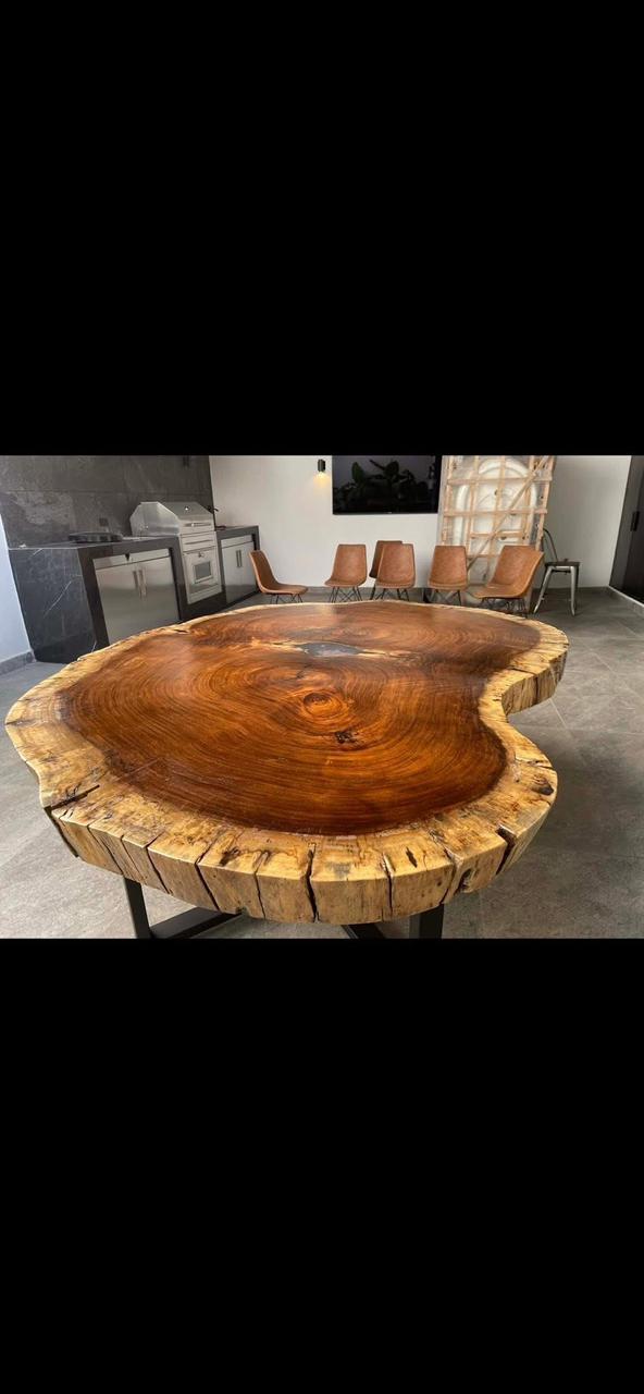 Mesa Redonda - Pieza de Autor