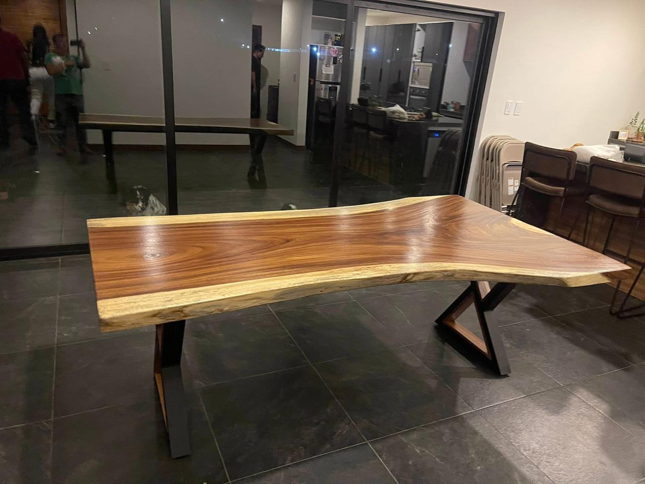 Mesa de Oficina - Base T